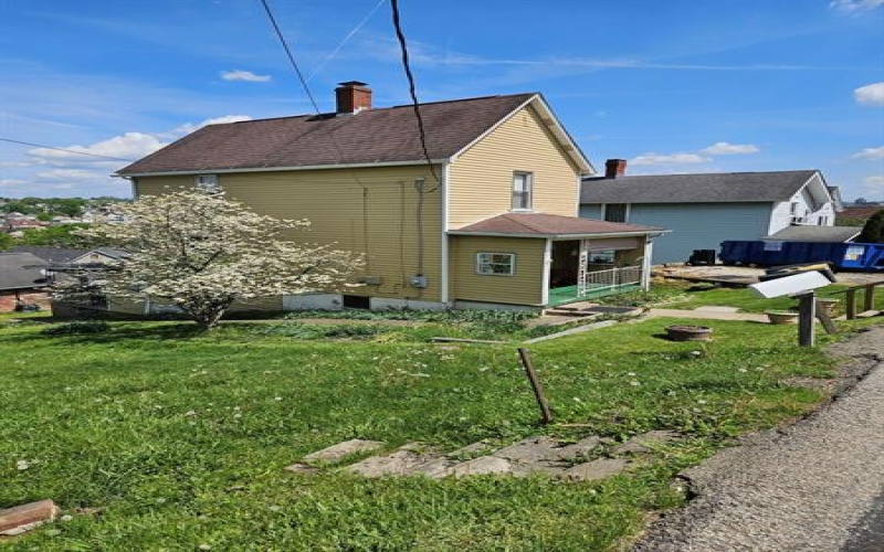 47 Elizabeth STREET, Washington, 15301, 2 Bedrooms Bedrooms, 7 Rooms Rooms,1 BathroomBathrooms,Residential,For Sale,Elizabeth,1752243
