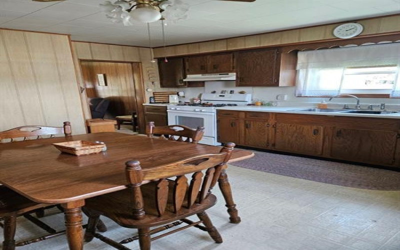 47 Elizabeth STREET, Washington, 15301, 2 Bedrooms Bedrooms, 7 Rooms Rooms,1 BathroomBathrooms,Residential,For Sale,Elizabeth,1752243