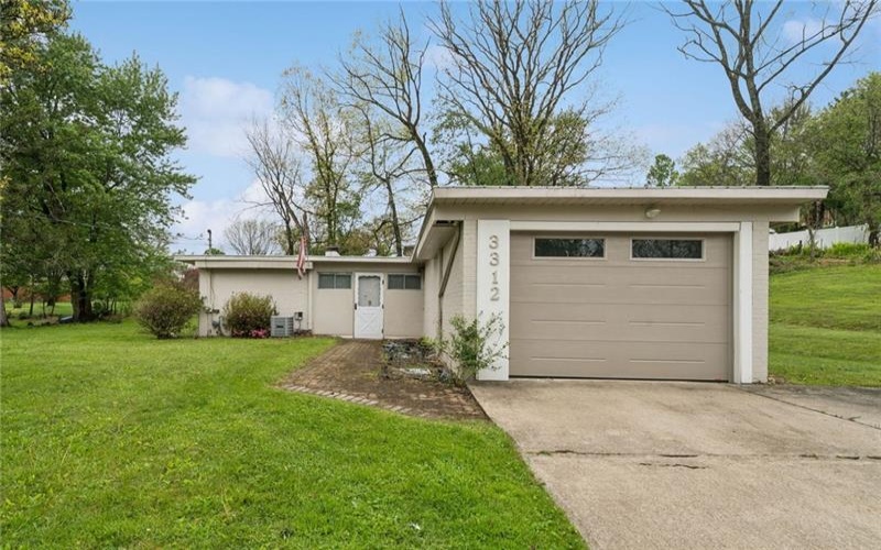 3312 Windgate Drive DRIVE, Murrysville, 15668, 3 Bedrooms Bedrooms, 5 Rooms Rooms,1 BathroomBathrooms,Residential,For Sale,Windgate Drive,1752315