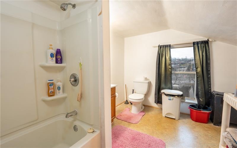105 Pandora Rd, Loyalhanna, 15661, 3 Bedrooms Bedrooms, ,1 BathroomBathrooms,Residential,For Sale,Pandora Rd,1738162