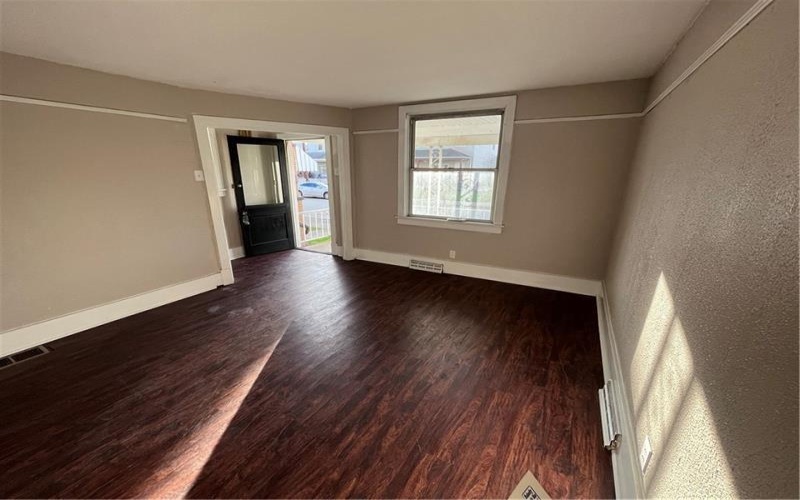 1532 4th Ave, New Kensington, 15068, 3 Bedrooms Bedrooms, ,1 BathroomBathrooms,Residential,For Sale,4th Ave,1752189