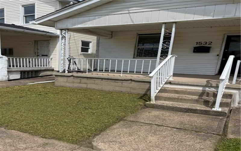 1532 4th Ave, New Kensington, 15068, 3 Bedrooms Bedrooms, ,1 BathroomBathrooms,Residential,For Sale,4th Ave,1752189