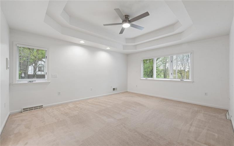 1005 Fairway Oaks Dr, Jeannette, 15644, 4 Bedrooms Bedrooms, 12 Rooms Rooms,2.1 BathroomsBathrooms,Residential,For Sale,Fairway Oaks Dr,1752218