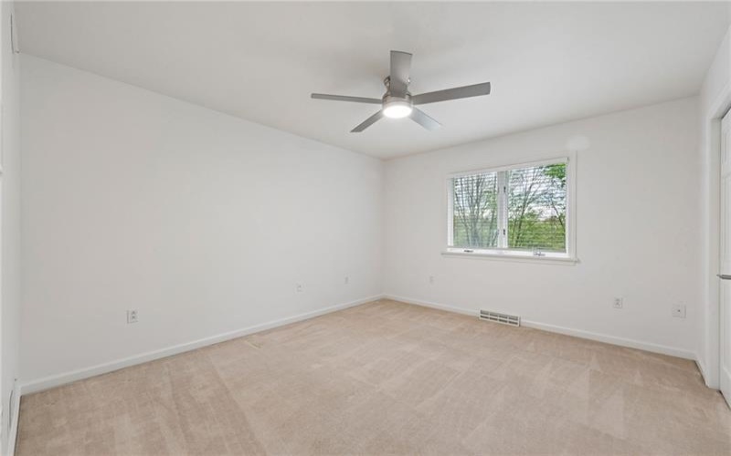 1005 Fairway Oaks Dr, Jeannette, 15644, 4 Bedrooms Bedrooms, 12 Rooms Rooms,2.1 BathroomsBathrooms,Residential,For Sale,Fairway Oaks Dr,1752218