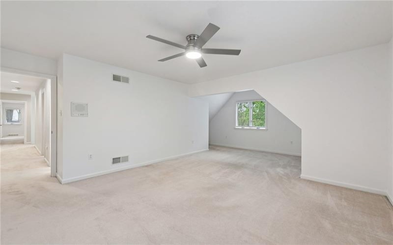 1005 Fairway Oaks Dr, Jeannette, 15644, 4 Bedrooms Bedrooms, 12 Rooms Rooms,2.1 BathroomsBathrooms,Residential,For Sale,Fairway Oaks Dr,1752218