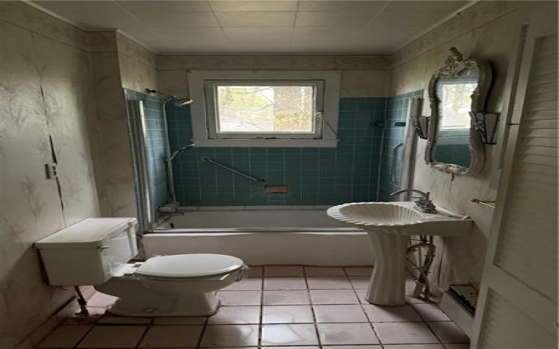 5459 Logan Ferry Rd, Murrysville, 15668, 4 Bedrooms Bedrooms, 6 Rooms Rooms,1 BathroomBathrooms,Residential,For Sale,Logan Ferry Rd,1752251