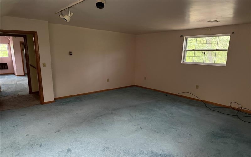 5459 Logan Ferry Rd, Murrysville, 15668, 4 Bedrooms Bedrooms, 6 Rooms Rooms,1 BathroomBathrooms,Residential,For Sale,Logan Ferry Rd,1752251