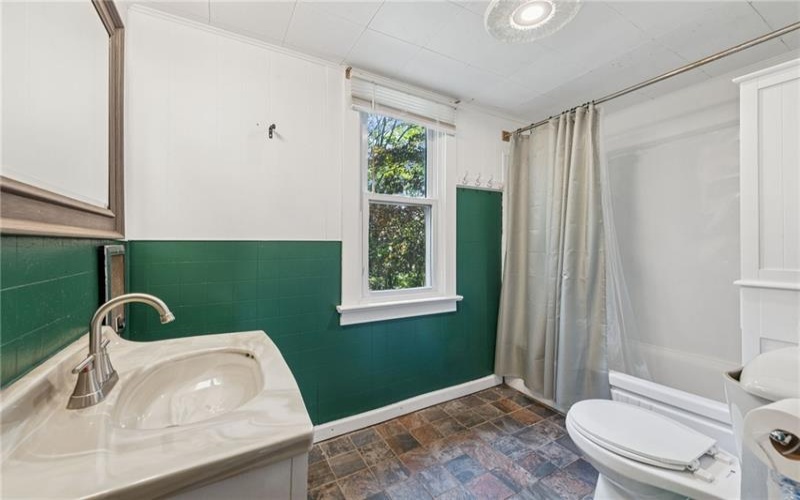 719 Suter Street, Johnstown, 15905, 2 Bedrooms Bedrooms, ,2 BathroomsBathrooms,Residential,For Sale,Suter Street,1752390