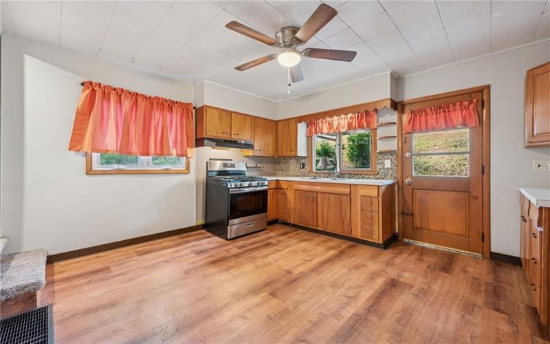 719 Suter Street, Johnstown, 15905, 2 Bedrooms Bedrooms, ,2 BathroomsBathrooms,Residential,For Sale,Suter Street,1752390