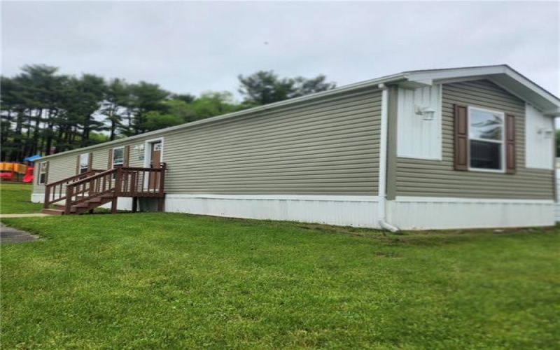 203 Cardinal Dr, Jeannette, 15644, 3 Bedrooms Bedrooms, ,2 BathroomsBathrooms,Residential,For Sale,Cardinal Dr,1752403