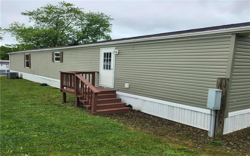 203 Cardinal Dr, Jeannette, 15644, 3 Bedrooms Bedrooms, ,2 BathroomsBathrooms,Residential,For Sale,Cardinal Dr,1752403