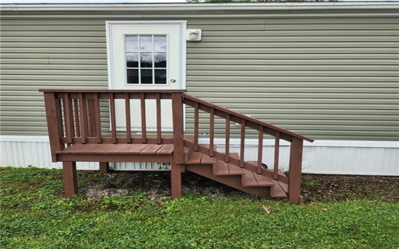 203 Cardinal Dr, Jeannette, 15644, 3 Bedrooms Bedrooms, ,2 BathroomsBathrooms,Residential,For Sale,Cardinal Dr,1752403