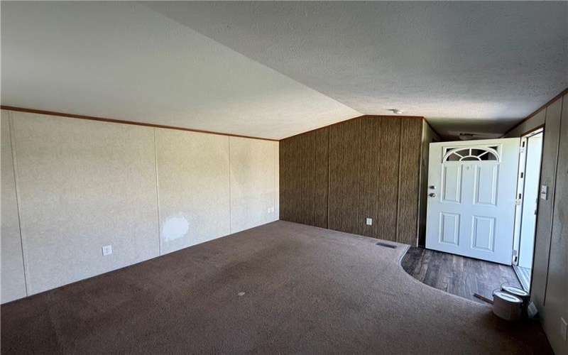 203 Cardinal Dr, Jeannette, 15644, 3 Bedrooms Bedrooms, ,2 BathroomsBathrooms,Residential,For Sale,Cardinal Dr,1752403