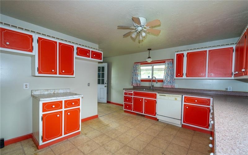 511 2nd St, Monessen, 15062, 4 Bedrooms Bedrooms, 9 Rooms Rooms,2 BathroomsBathrooms,Residential,For Sale,2nd St,1752416