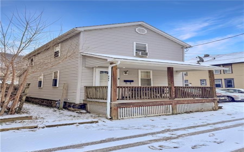 721 Kennedy Ave, Johnstown, 15901, 2 Bedrooms Bedrooms, ,1 BathroomBathrooms,Residential,For Sale,Kennedy Ave,1737955