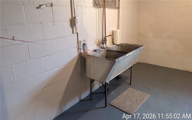 1011 Fourth St, Canonsburg, 15317, 2 Bedrooms Bedrooms, ,1.1 BathroomsBathrooms,Residential,For Sale,Fourth St,1749165