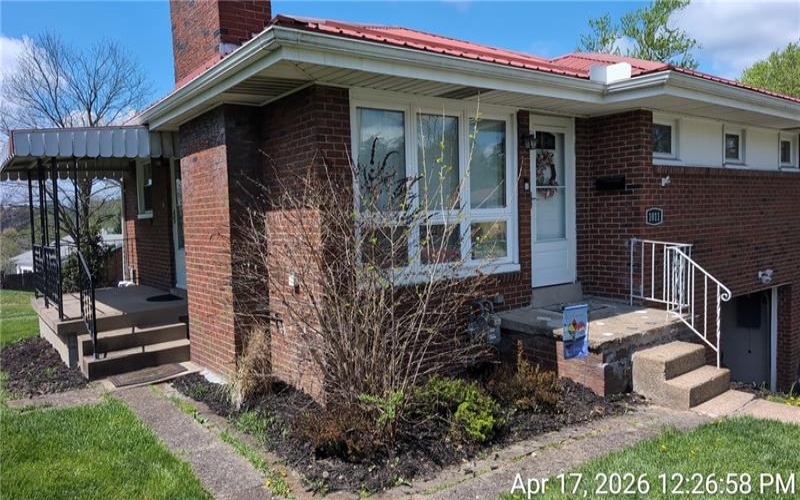 1011 Fourth St, Canonsburg, 15317, 2 Bedrooms Bedrooms, ,1.1 BathroomsBathrooms,Residential,For Sale,Fourth St,1749165