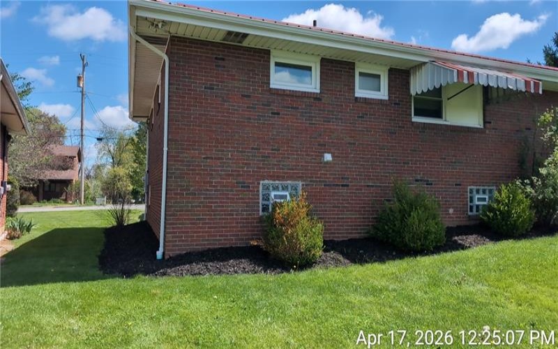 1011 Fourth St, Canonsburg, 15317, 2 Bedrooms Bedrooms, ,1.1 BathroomsBathrooms,Residential,For Sale,Fourth St,1749165