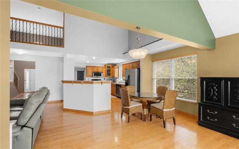 478 Spruce Ln, Houston, 15342, 4 Bedrooms Bedrooms, 12 Rooms Rooms,3.1 BathroomsBathrooms,Residential,For Sale,Spruce Ln,1752451