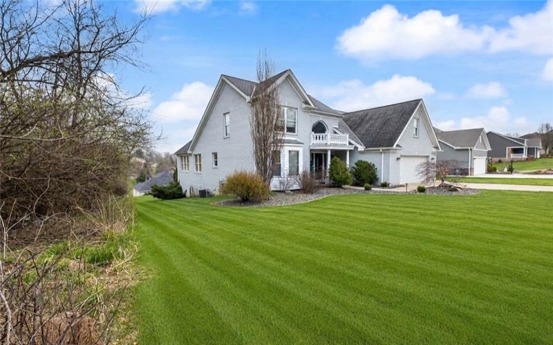 478 Spruce Ln, Houston, 15342, 4 Bedrooms Bedrooms, 12 Rooms Rooms,3.1 BathroomsBathrooms,Residential,For Sale,Spruce Ln,1752451
