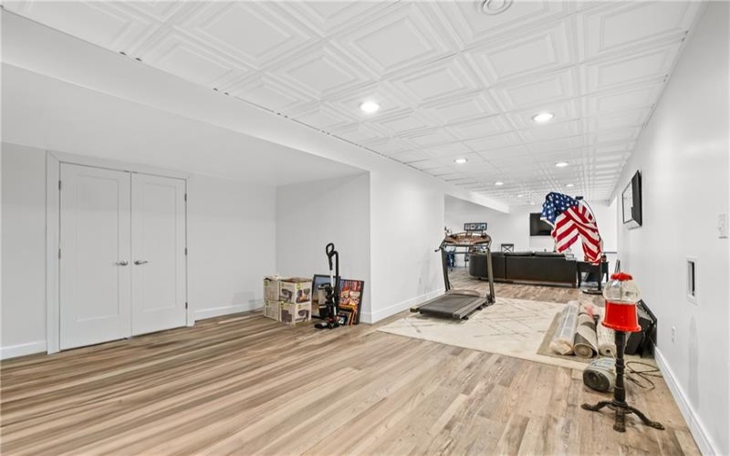 478 Spruce Ln, Houston, 15342, 4 Bedrooms Bedrooms, 12 Rooms Rooms,3.1 BathroomsBathrooms,Residential,For Sale,Spruce Ln,1752451