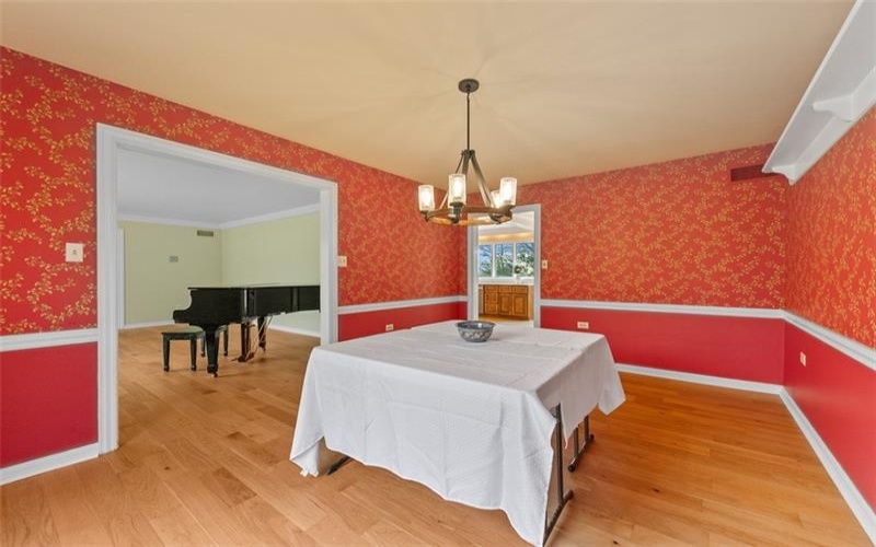 124 Hermitage Cir, Ligonier, 15658, 4 Bedrooms Bedrooms, 11 Rooms Rooms,2.3 BathroomsBathrooms,Residential,For Sale,Hermitage Cir,1752460