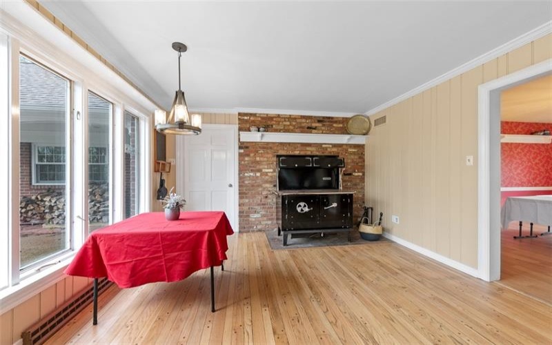124 Hermitage Cir, Ligonier, 15658, 4 Bedrooms Bedrooms, 11 Rooms Rooms,2.3 BathroomsBathrooms,Residential,For Sale,Hermitage Cir,1752460