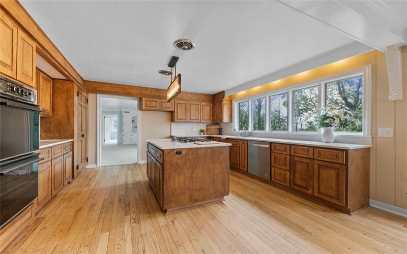 124 Hermitage Cir, Ligonier, 15658, 4 Bedrooms Bedrooms, 11 Rooms Rooms,2.3 BathroomsBathrooms,Residential,For Sale,Hermitage Cir,1752460