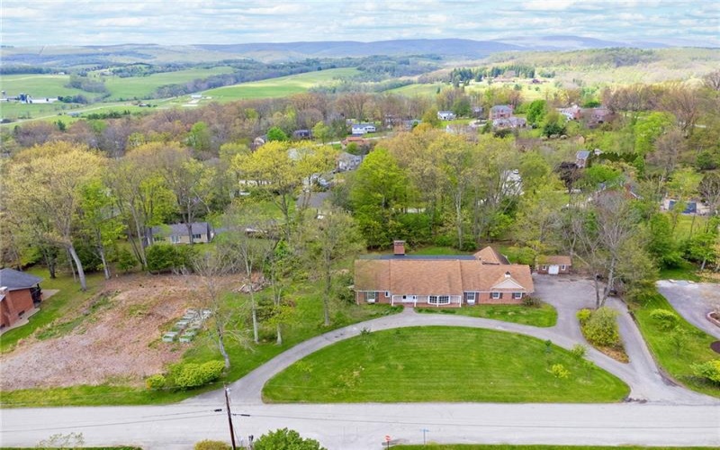 124 Hermitage Cir, Ligonier, 15658, 4 Bedrooms Bedrooms, 11 Rooms Rooms,2.3 BathroomsBathrooms,Residential,For Sale,Hermitage Cir,1752460