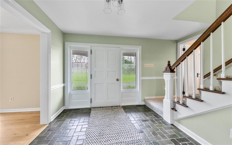 124 Hermitage Cir, Ligonier, 15658, 4 Bedrooms Bedrooms, 11 Rooms Rooms,2.3 BathroomsBathrooms,Residential,For Sale,Hermitage Cir,1752460