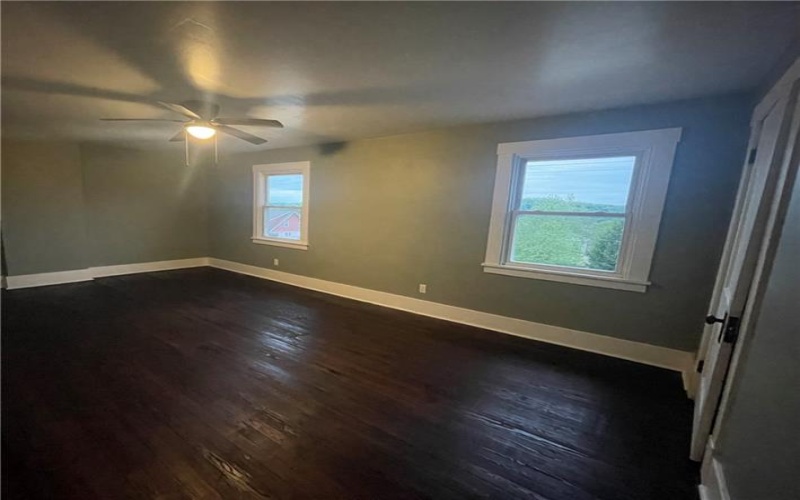 428 Pershing Dr, New Kensington, 15068, 3 Bedrooms Bedrooms, 6 Rooms Rooms,1 BathroomBathrooms,Residential,For Sale,Pershing Dr,1752468