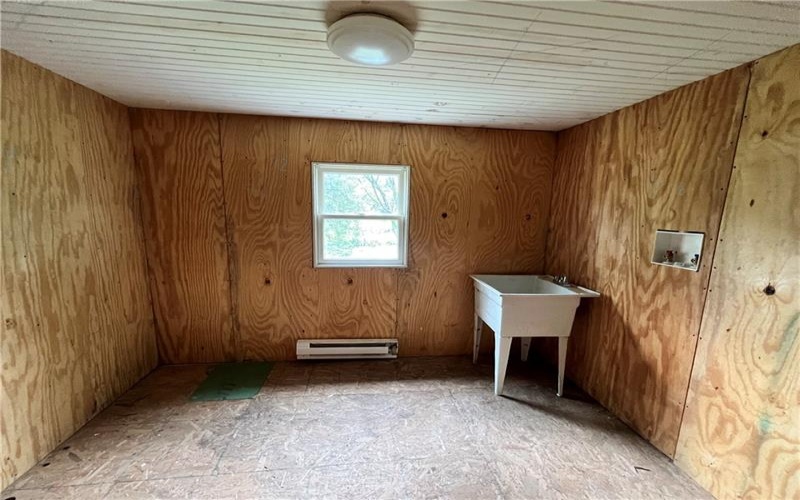 2302 Hunter Rd, Greensburg, 15601, 2 Bedrooms Bedrooms, 5 Rooms Rooms,1 BathroomBathrooms,Residential,For Sale,Hunter Rd,1752472