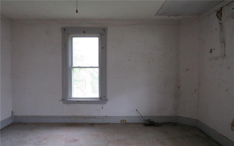 1080 Bruce St, Washington, 15301, 3 Bedrooms Bedrooms, 6 Rooms Rooms,1 BathroomBathrooms,Residential,For Sale,Bruce St,1752500