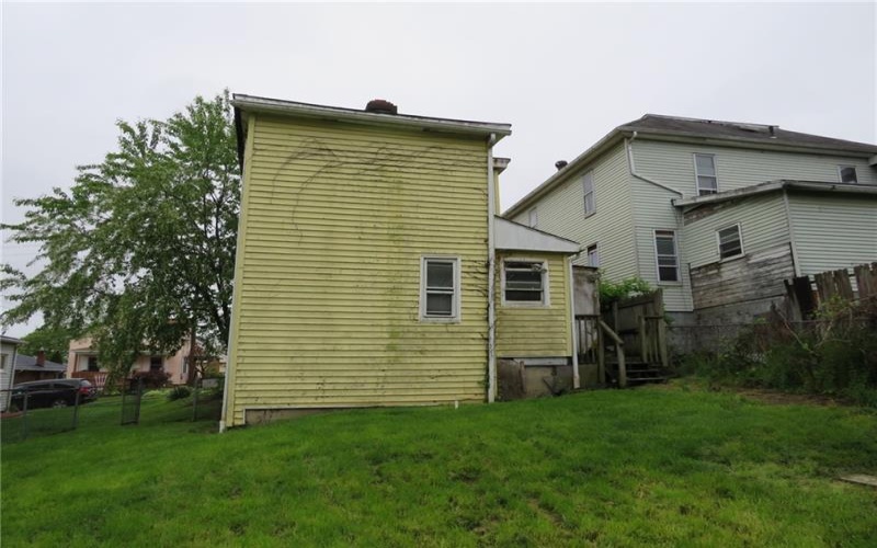 1080 Bruce St, Washington, 15301, 3 Bedrooms Bedrooms, 6 Rooms Rooms,1 BathroomBathrooms,Residential,For Sale,Bruce St,1752500
