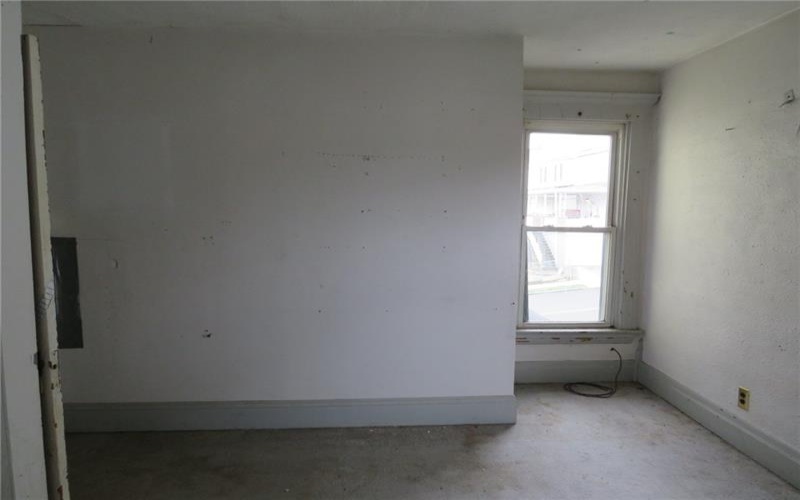 1080 Bruce St, Washington, 15301, 3 Bedrooms Bedrooms, 6 Rooms Rooms,1 BathroomBathrooms,Residential,For Sale,Bruce St,1752500