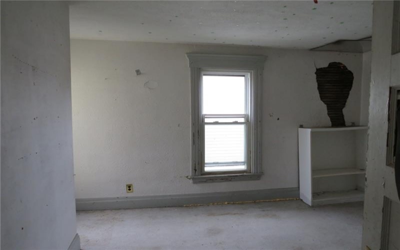 1080 Bruce St, Washington, 15301, 3 Bedrooms Bedrooms, 6 Rooms Rooms,1 BathroomBathrooms,Residential,For Sale,Bruce St,1752500