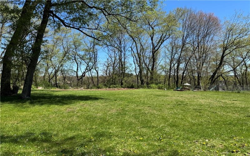 16 Walnut St, Burgettstown, 15021, ,Farm-acreage-lot,For Sale,Walnut St,1752535