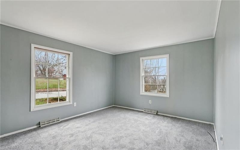 2715 Myrtle Dr, New Kensington, 15068, 3 Bedrooms Bedrooms, 6 Rooms Rooms,2 BathroomsBathrooms,Residential,For Sale,Myrtle Dr,1752558