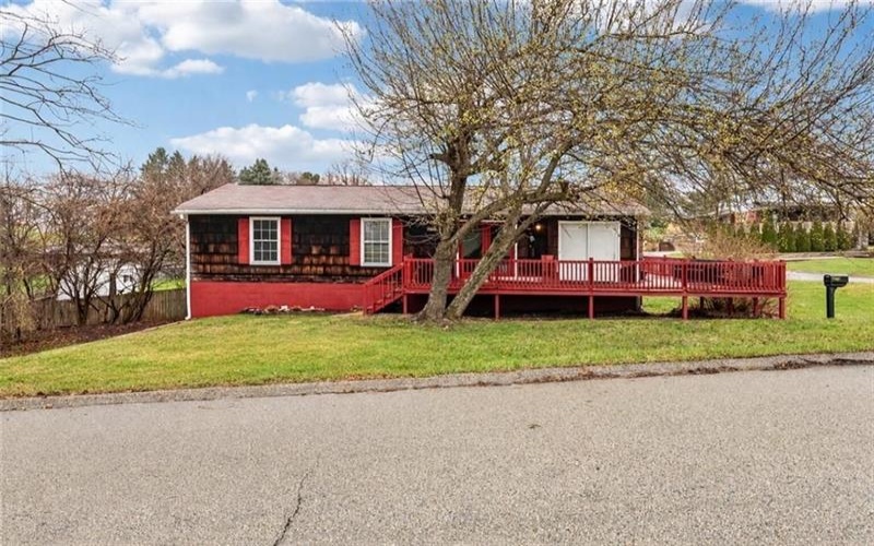 2715 Myrtle Dr, New Kensington, 15068, 3 Bedrooms Bedrooms, 6 Rooms Rooms,2 BathroomsBathrooms,Residential,For Sale,Myrtle Dr,1752558