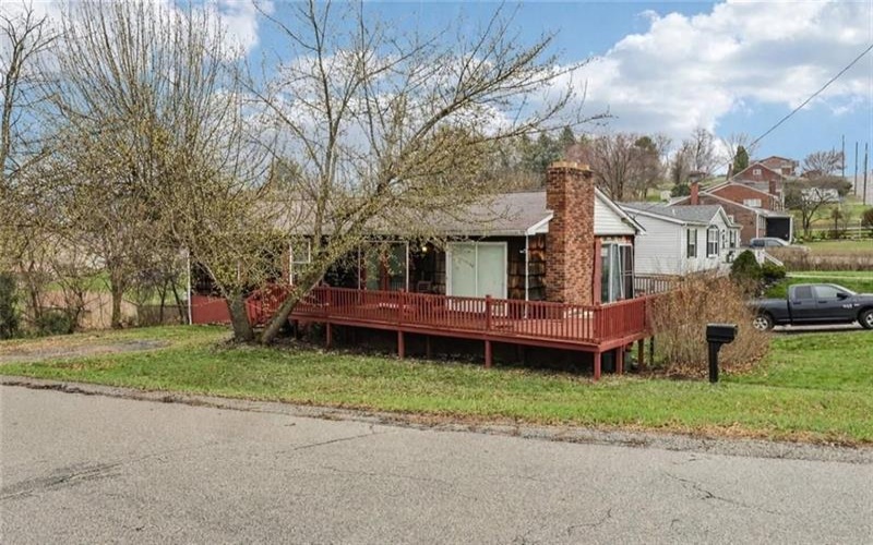2715 Myrtle Dr, New Kensington, 15068, 3 Bedrooms Bedrooms, 6 Rooms Rooms,2 BathroomsBathrooms,Residential,For Sale,Myrtle Dr,1752558