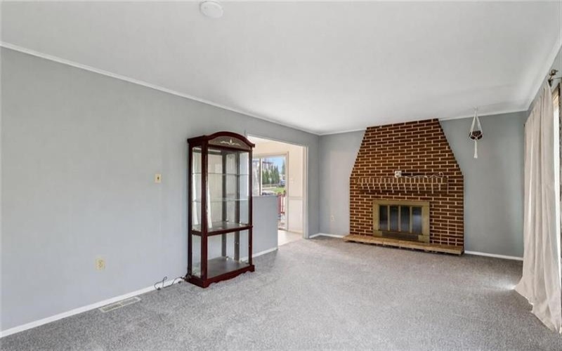 2715 Myrtle Dr, New Kensington, 15068, 3 Bedrooms Bedrooms, 6 Rooms Rooms,2 BathroomsBathrooms,Residential,For Sale,Myrtle Dr,1752558
