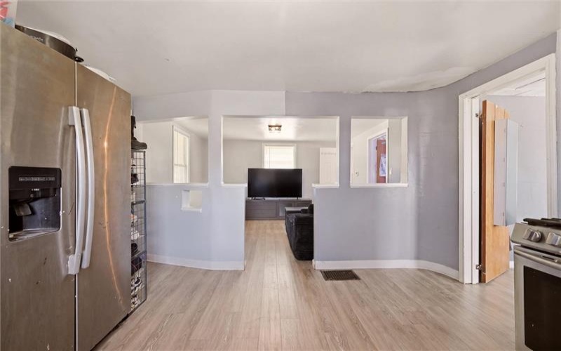 205 Lowell St, Vandergrift, 15690, 3 Bedrooms Bedrooms, 7 Rooms Rooms,1.1 BathroomsBathrooms,Residential,For Sale,Lowell St,1750227