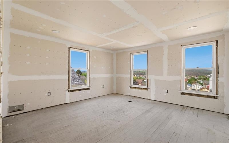 205 Lowell St, Vandergrift, 15690, ,Multi-unit,For Sale,Lowell St,1750412