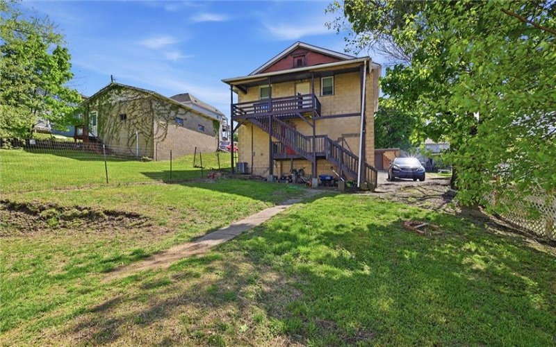 205 Lowell St, Vandergrift, 15690, ,Multi-unit,For Sale,Lowell St,1750412