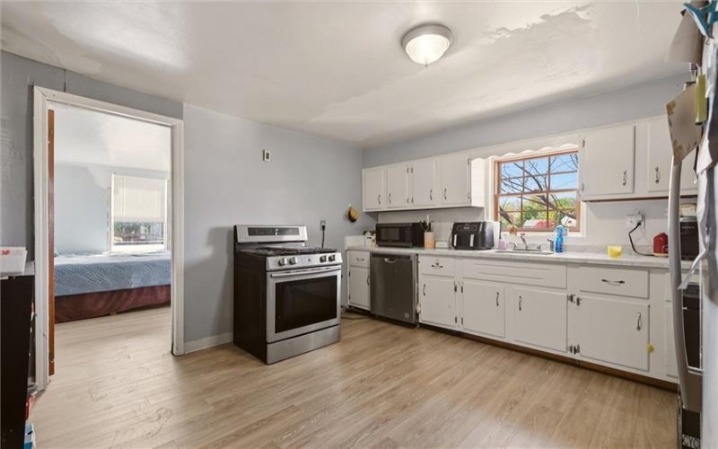 205 Lowell St, Vandergrift, 15690, ,Multi-unit,For Sale,Lowell St,1750412