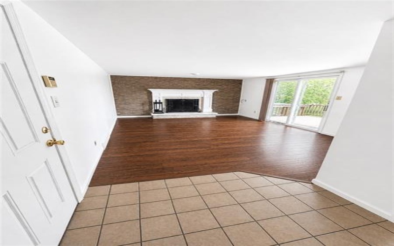 504 Maple St, Jeannette, 15644, 3 Bedrooms Bedrooms, 10 Rooms Rooms,3.1 BathroomsBathrooms,Residential,For Sale,Maple St,1751961