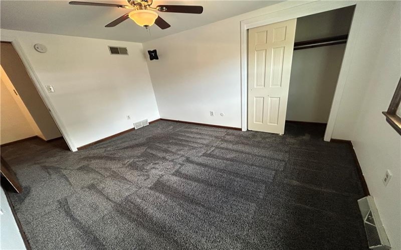 504 Maple St, Jeannette, 15644, 3 Bedrooms Bedrooms, 10 Rooms Rooms,3.1 BathroomsBathrooms,Residential,For Sale,Maple St,1751961