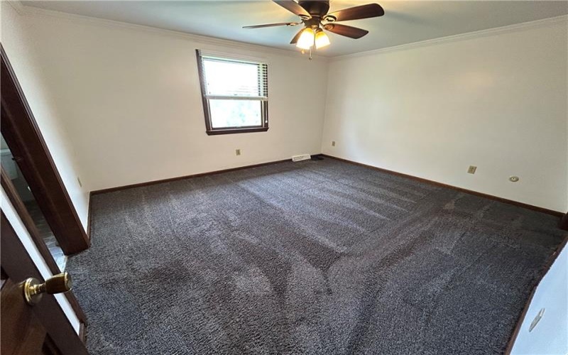 504 Maple St, Jeannette, 15644, 3 Bedrooms Bedrooms, 10 Rooms Rooms,3.1 BathroomsBathrooms,Residential,For Sale,Maple St,1751961