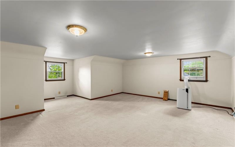 103 Sweetbriar Dr, Canonsburg, 15317, 4 Bedrooms Bedrooms, 10 Rooms Rooms,2.1 BathroomsBathrooms,Residential,For Sale,Sweetbriar Dr,1751966