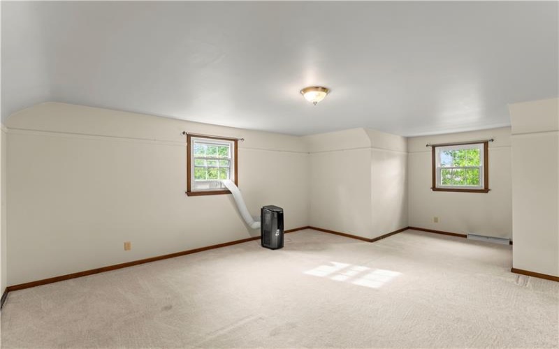 103 Sweetbriar Dr, Canonsburg, 15317, 4 Bedrooms Bedrooms, 10 Rooms Rooms,2.1 BathroomsBathrooms,Residential,For Sale,Sweetbriar Dr,1751966